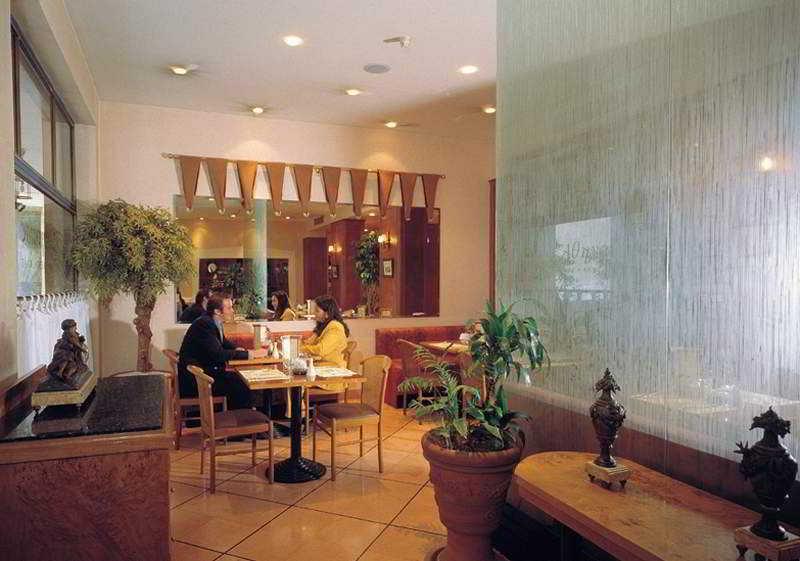 Best Western Esperia Palace Hotel เอเธนส์ ภายใน รูปภาพ
