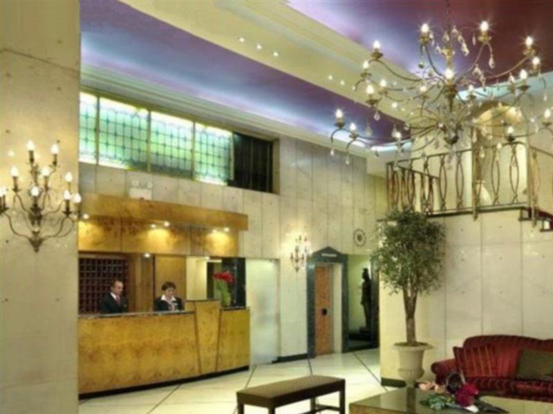 Best Western Esperia Palace Hotel เอเธนส์ ภายนอก รูปภาพ